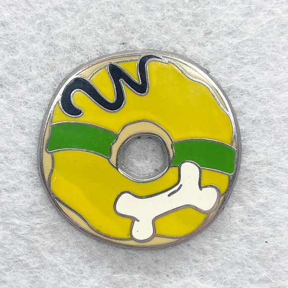 Disney Jewelry - 🔮 5/$25 Disney‎ Pluto Donut Pin
